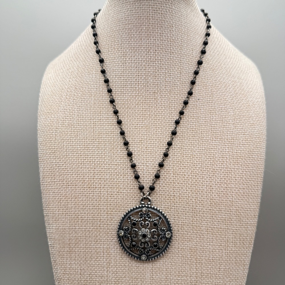Nate Waxman Silver Tone Black Bead Filigree Medallion Crystal Pendant Necklace